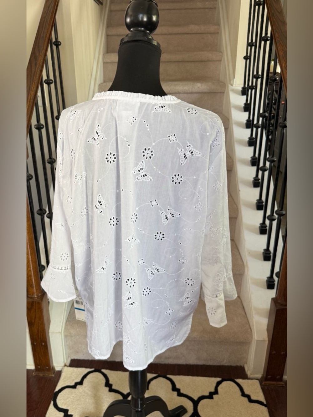 Alfred Dunner White Eyelet Button-Front Blouse - Picture 3 of 4